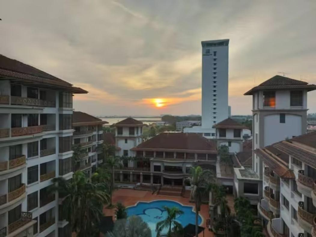 Gracious ~ Walking Distance To See, Shop And Eat Malacca Luaran gambar